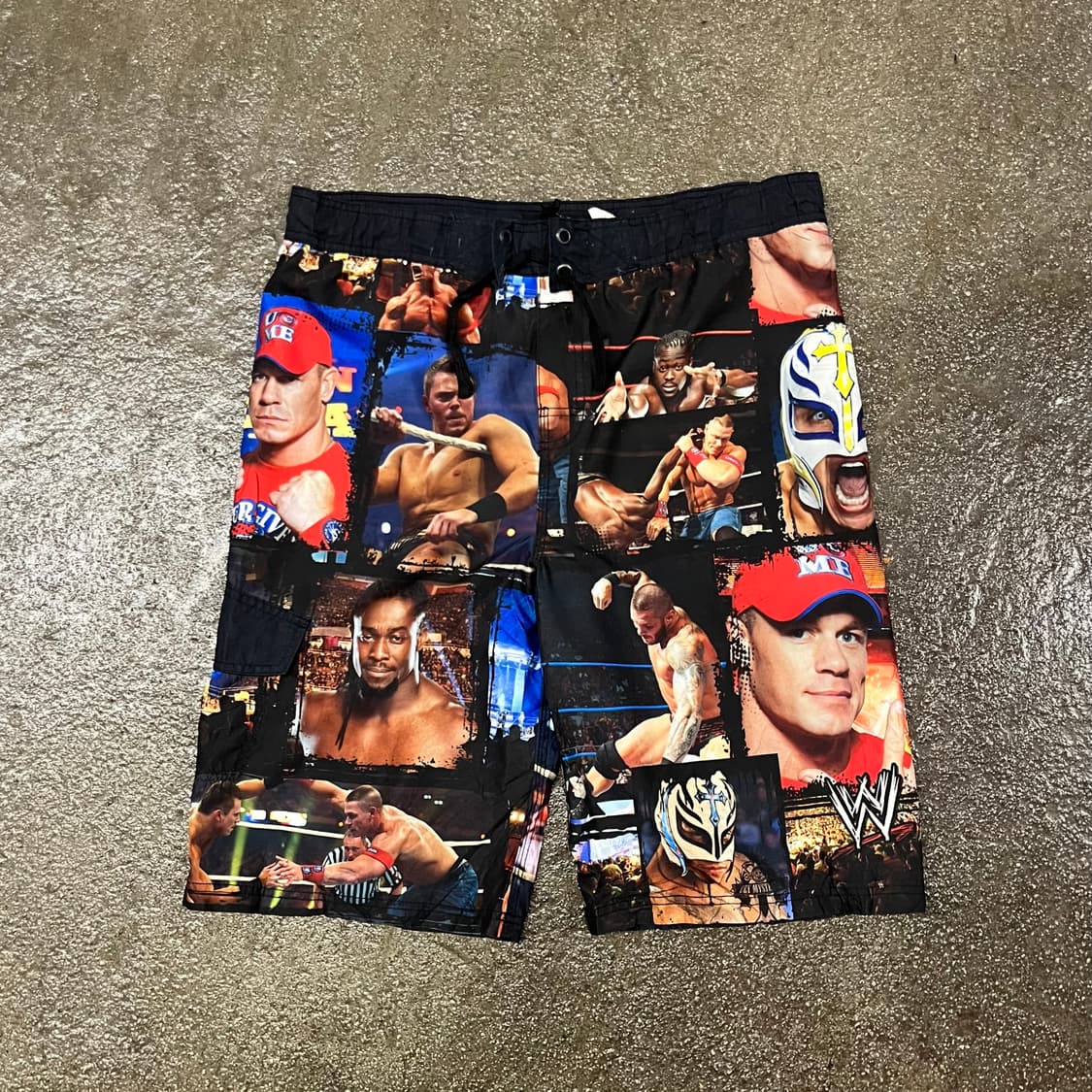 WWE 레슬링 프린팅 스윔 팬츠 (~34“) 상품이미지1