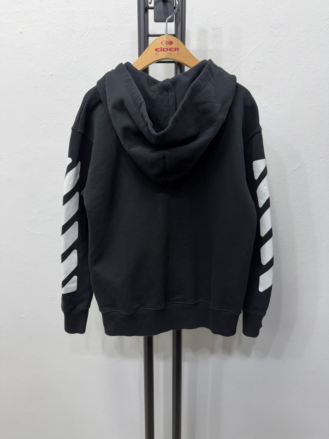 매장판정품) 오프화이트 키즈 블랙 후드집업 8y 상품이미지5