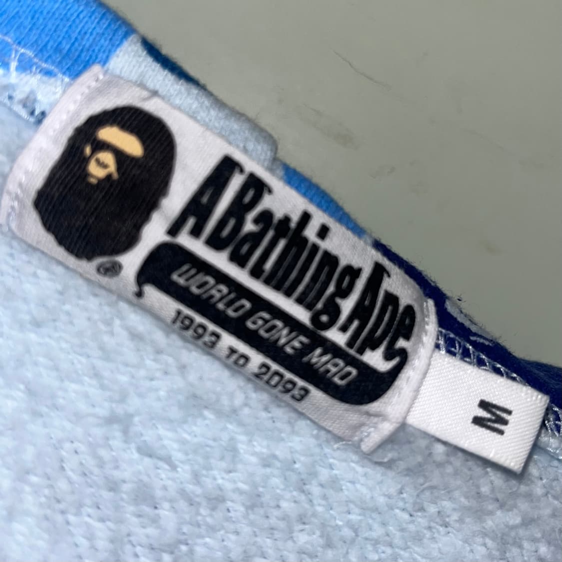 베이프 샤크 블루 후드집업 상품이미지4