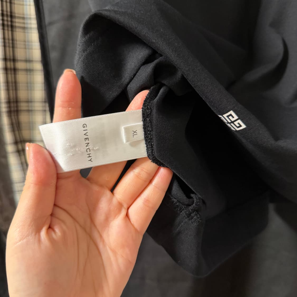 지방시 코튼 리버스 슬림핏 티셔츠 블랙 XL 상품이미지8