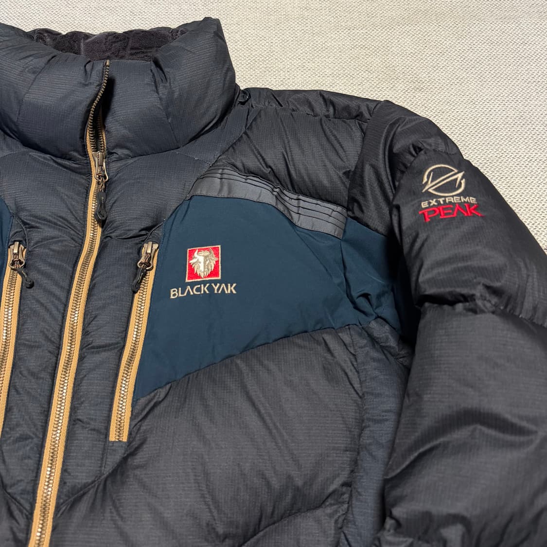 블랙야크 익스트림 피크 윈드스토퍼 패딩 상품이미지2