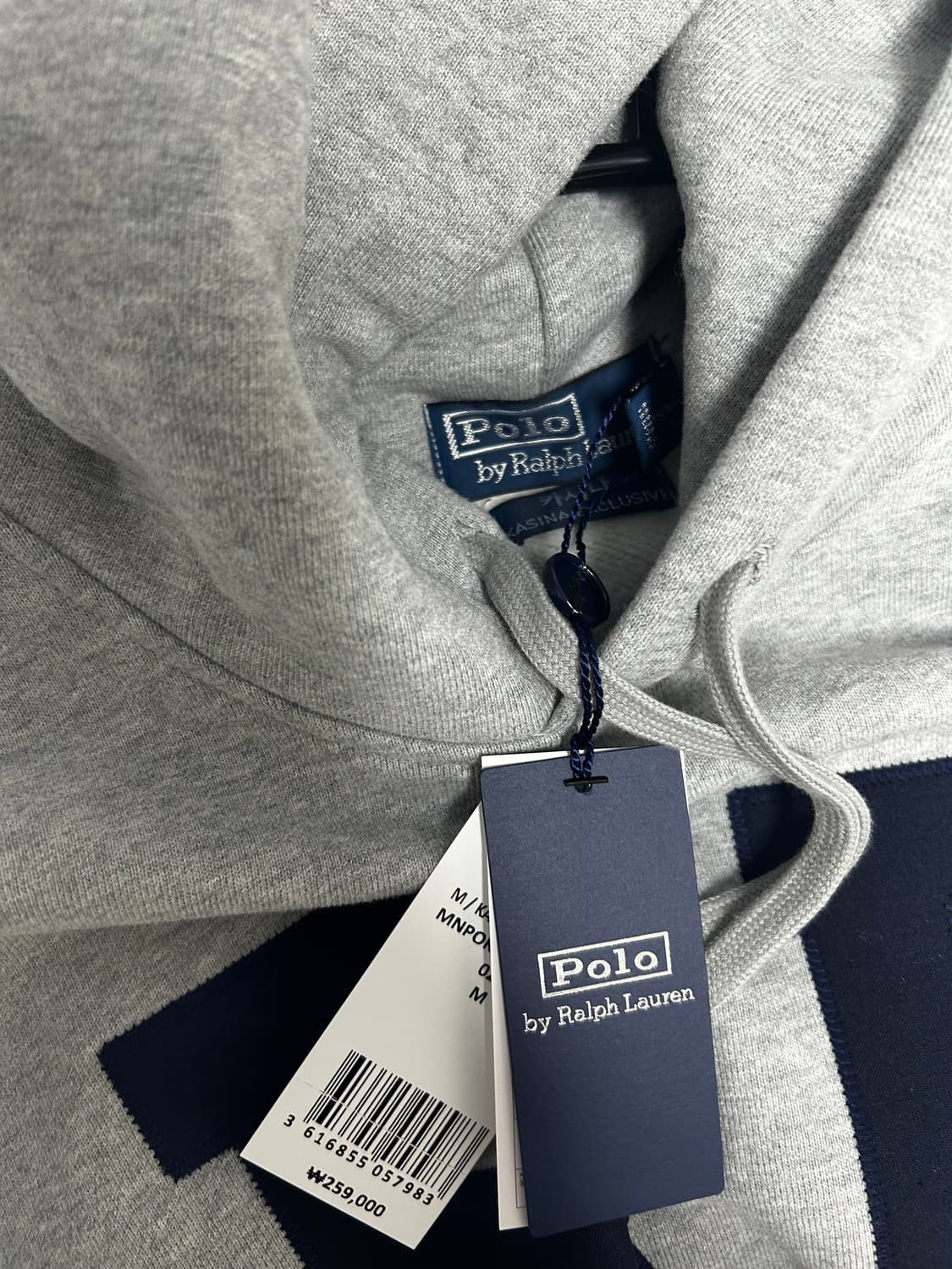 [새상품]폴로X카시나 m사이즈 후드티 팝니다. 상품이미지3