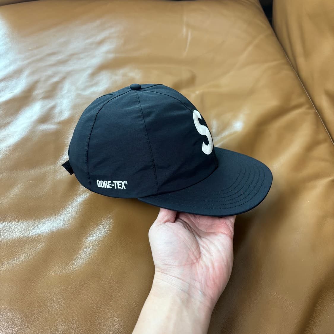 슈프림 S로고 6패널 볼캡 모자 고어텍스 블랙 상품이미지3