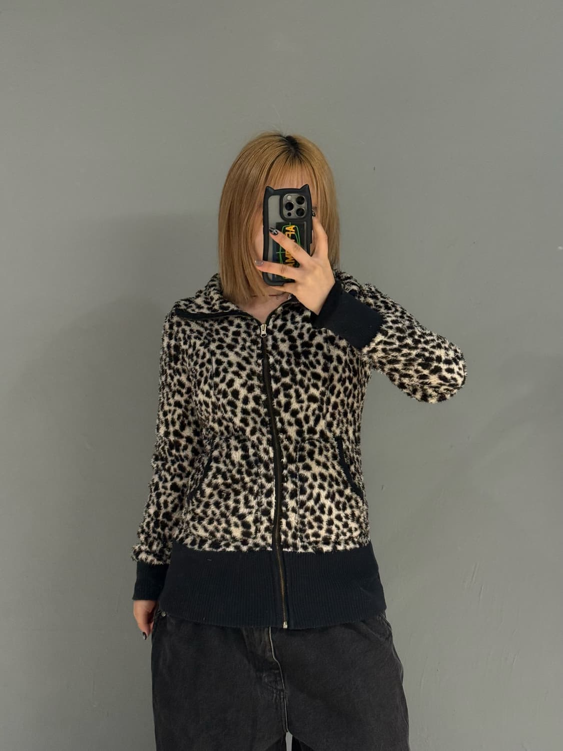 Dig deep leopard pattern fleece zip-up 상품이미지2