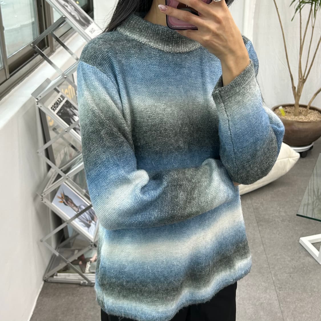 COYAL 그라데이션 스트라이프 니트 상품이미지4