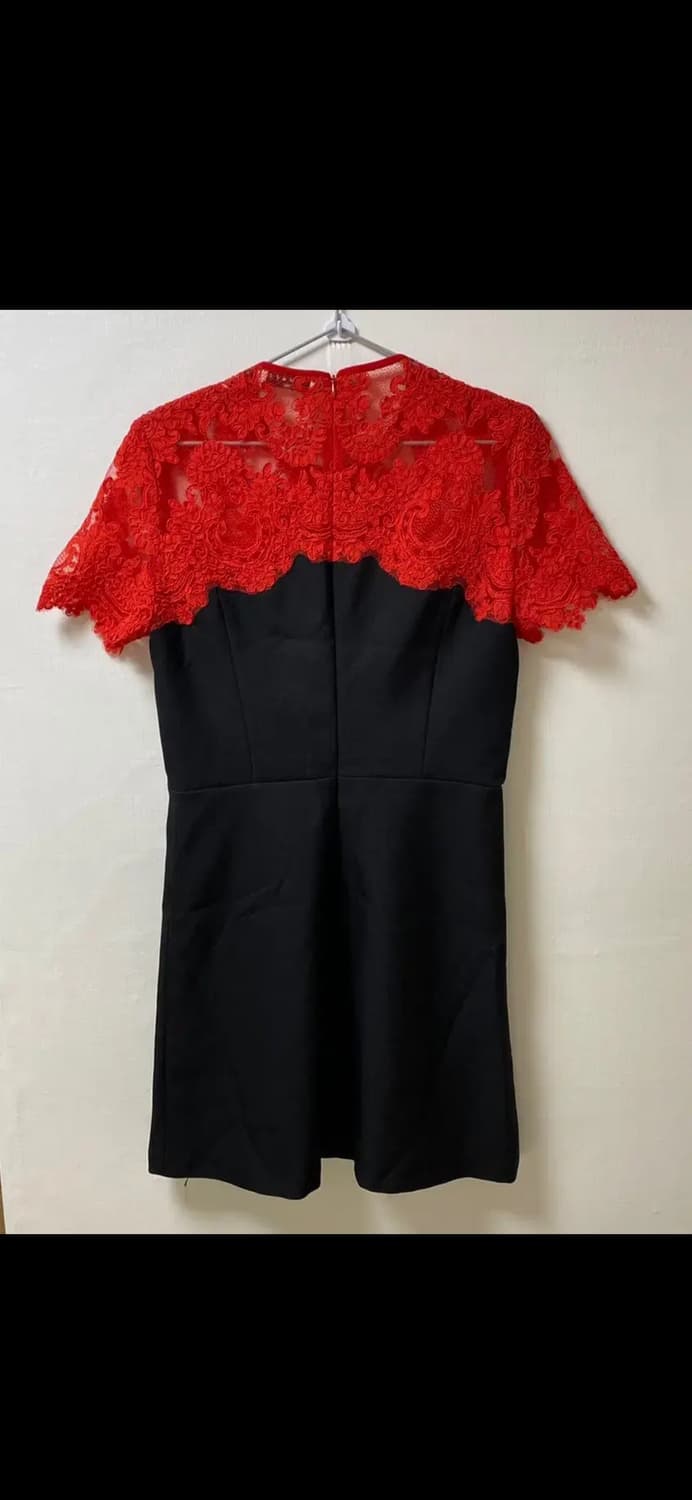 산드로 레드 레이스 원피스 상품이미지4