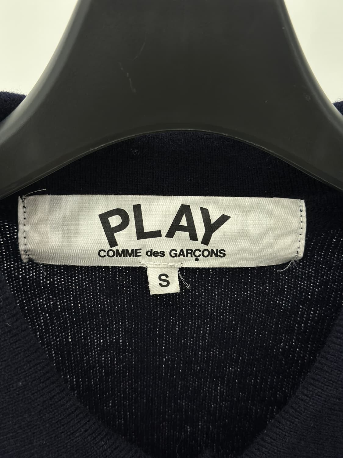 꼼데가르송 레드와펜 네이비 울 카라 니트  상품이미지7