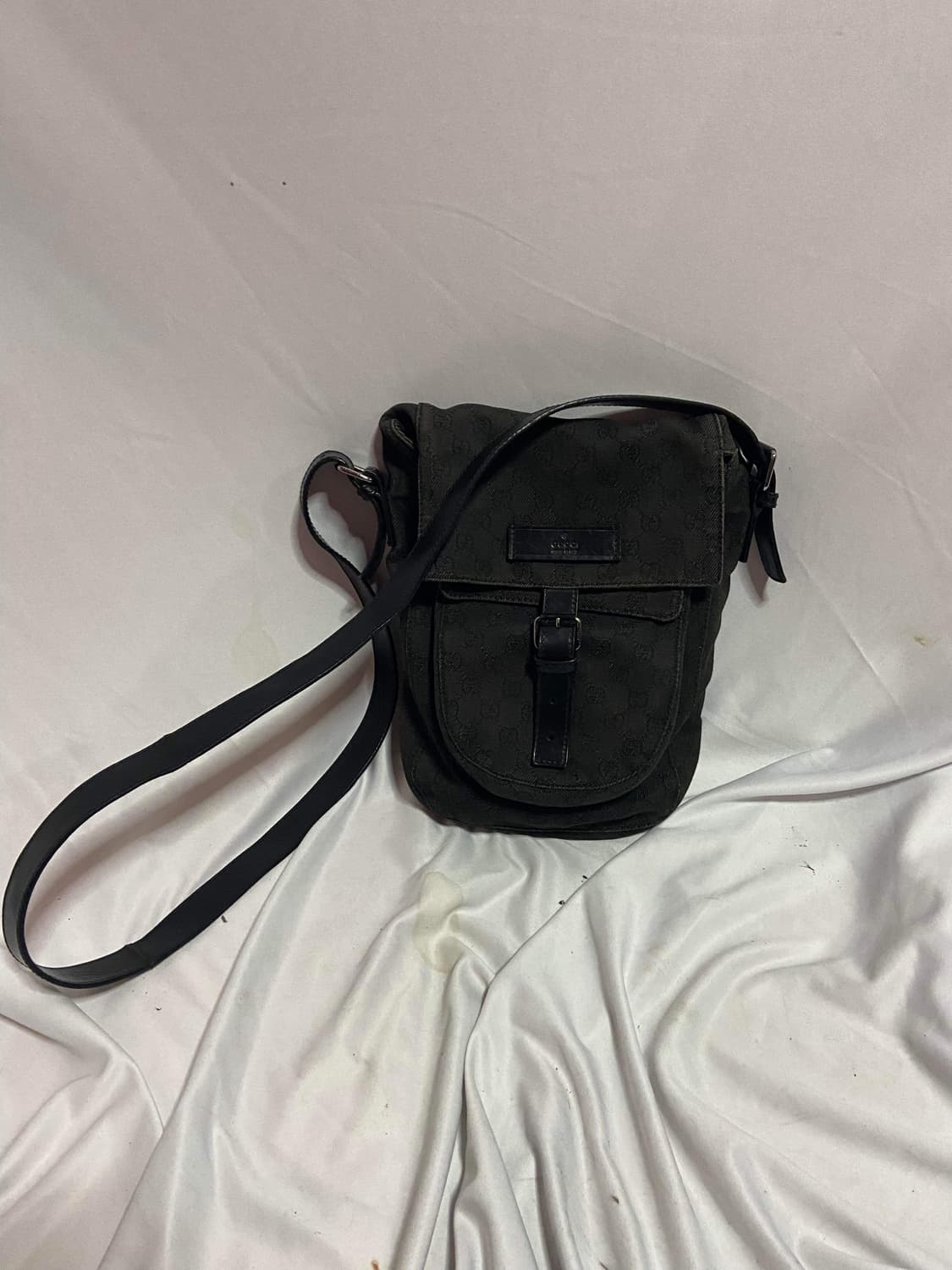 구찌 캔버스 크로스백 상품이미지2