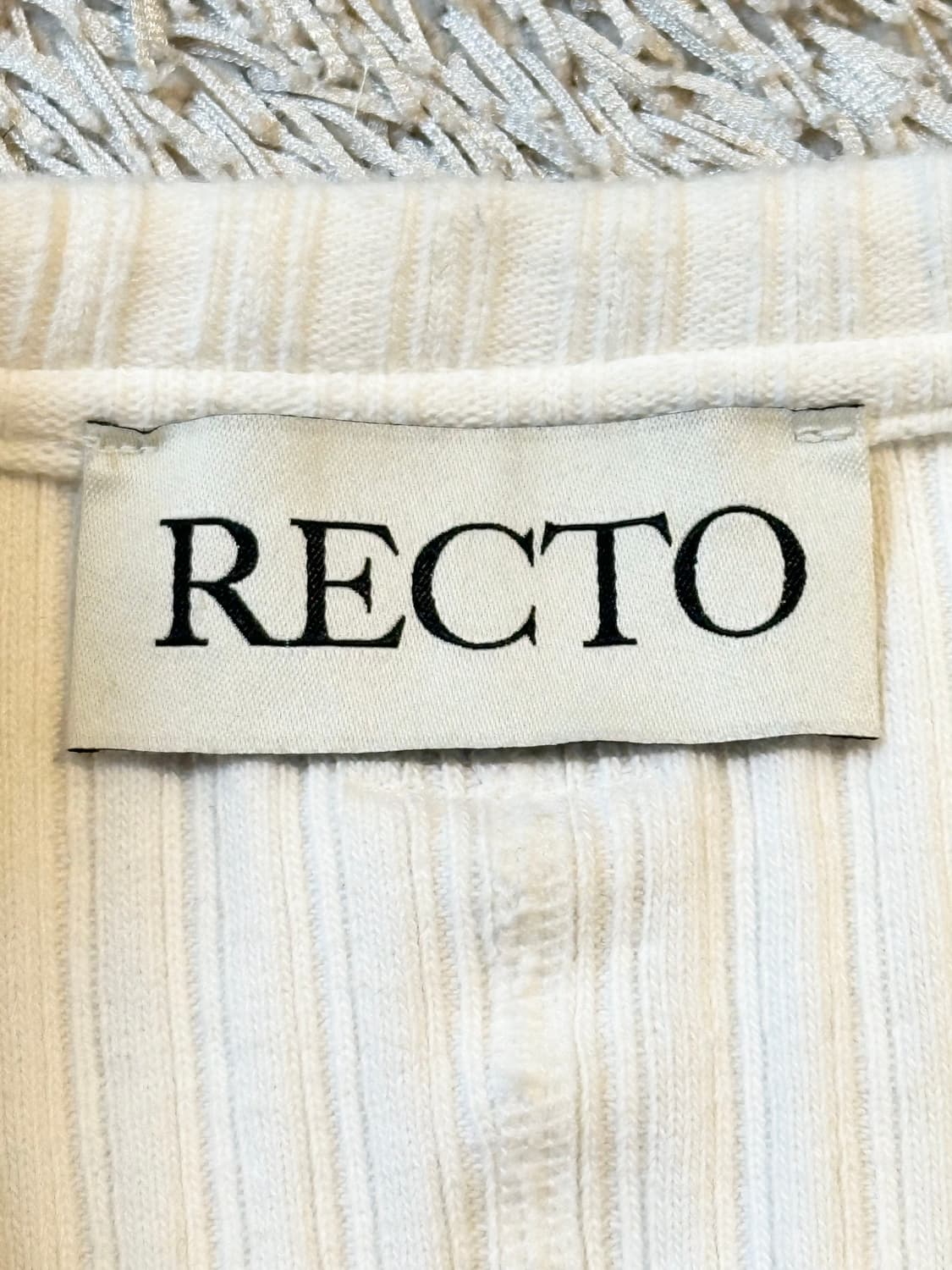 렉토 RECTO RC 로고 자카드 패치 헨리넥 니트 화이트 상품이미지5