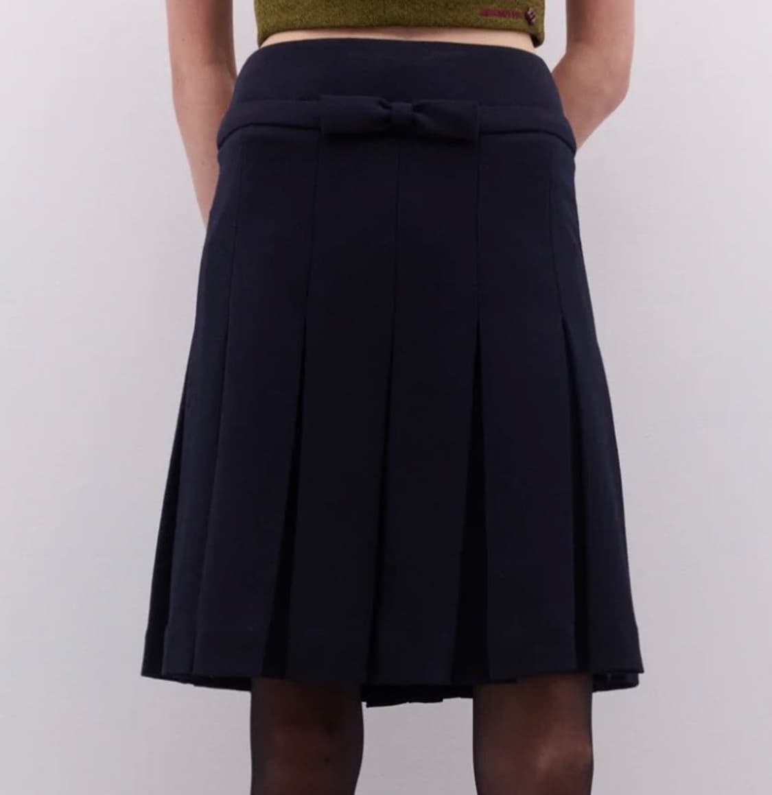 (새상품)슈슈통 23FW 보우 웨이스트 플리츠 스커트 - UK10 상품이미지1
