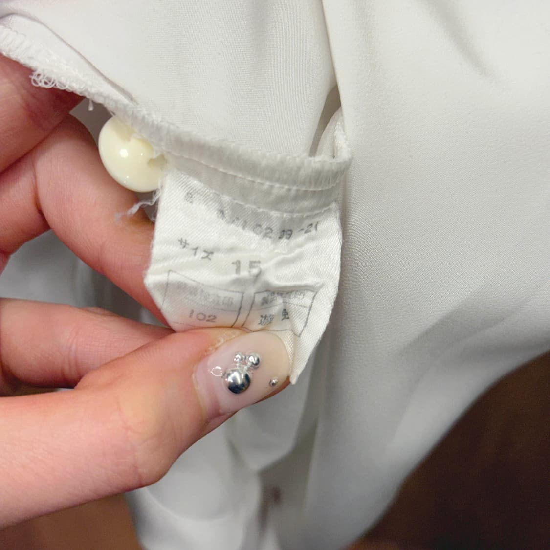 지방시 반팔 블라우스 시그니처 자수 로고 디테일 아이보리 상품이미지8