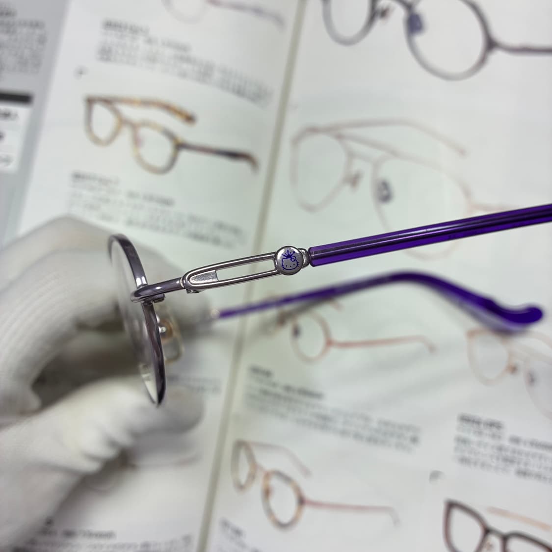 HELLO KITTY 헬로키티 산리오 티타늄 안경 상품이미지3