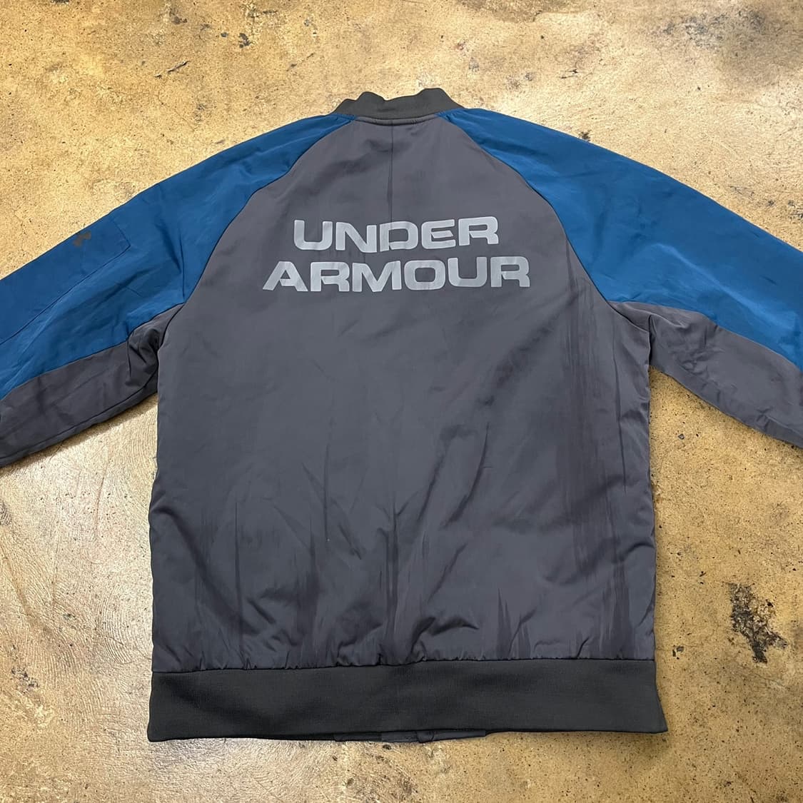 [정품/L] 언더아머 블루 그레이 바람막이 점퍼 b17 상품이미지4