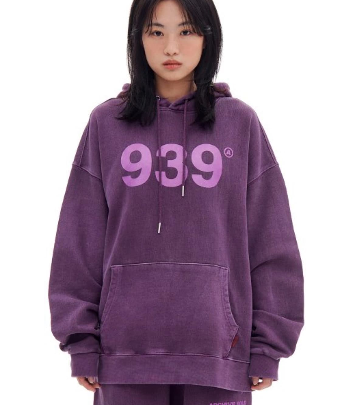 아카이브 볼드 939 로고 퍼플 후드티 상품이미지2
