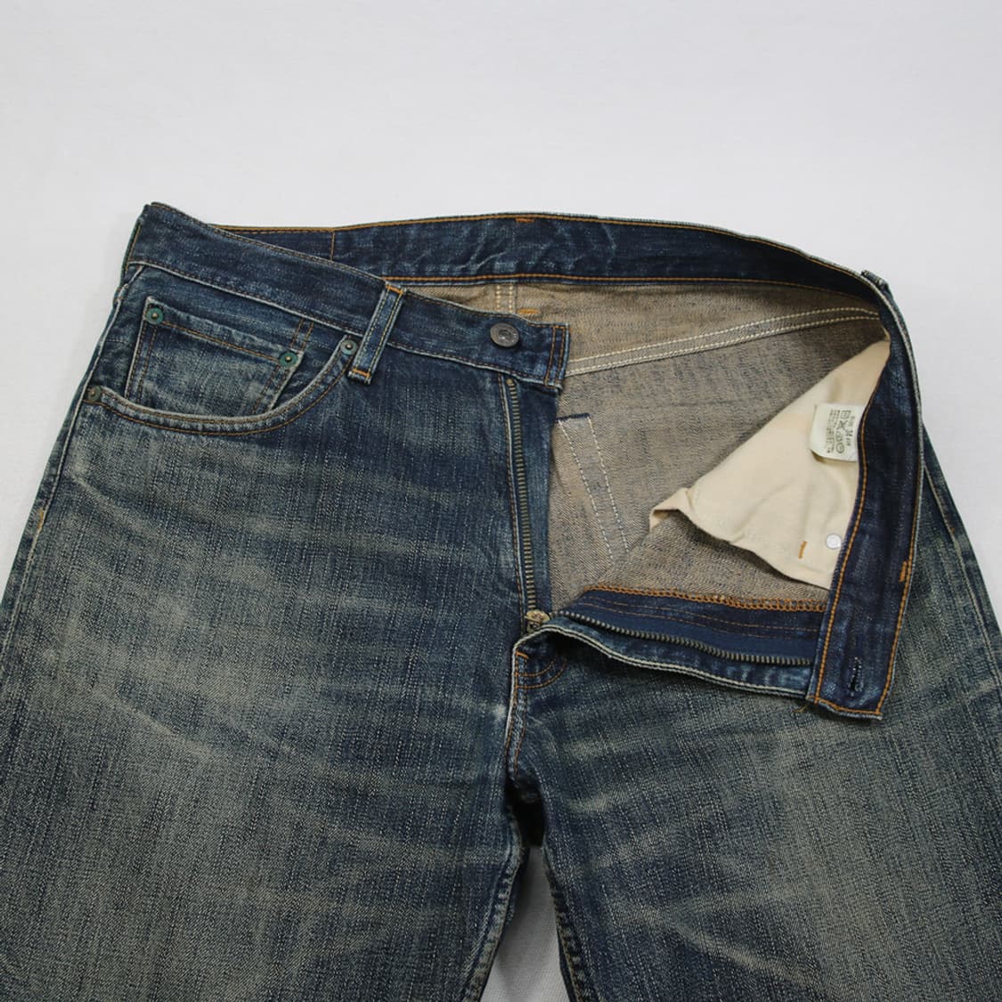 (착용컷) 리바이스 502 (남성용 33) 상품이미지5