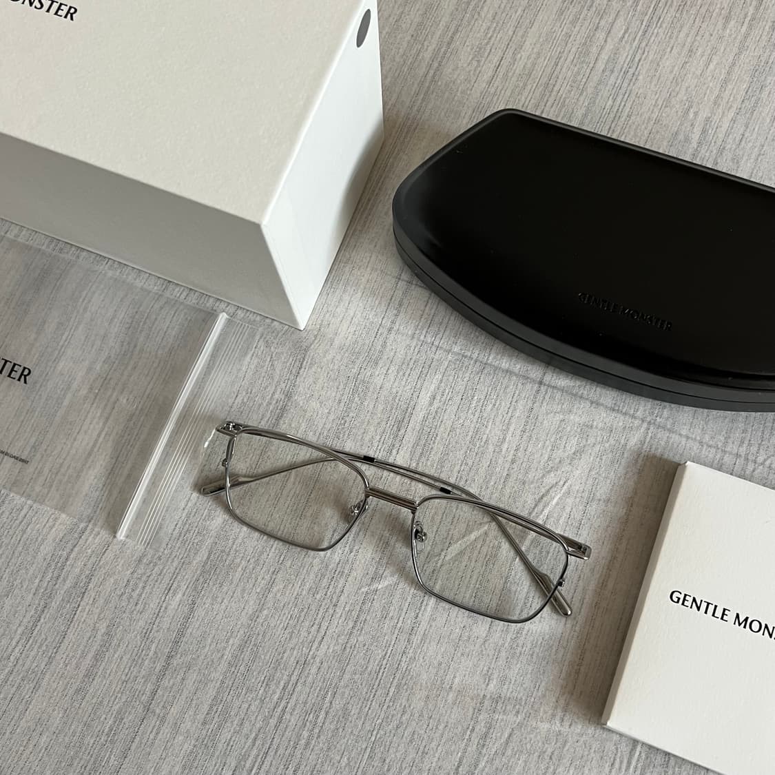 젠틀몬스터 오타스 02 풀구성 상품이미지3