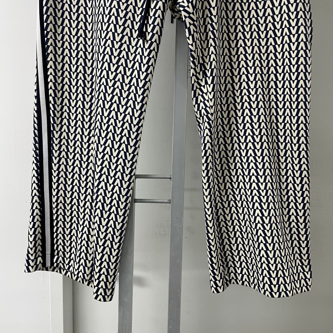 발렌티노 트레이닝 팬츠 L 상품이미지3