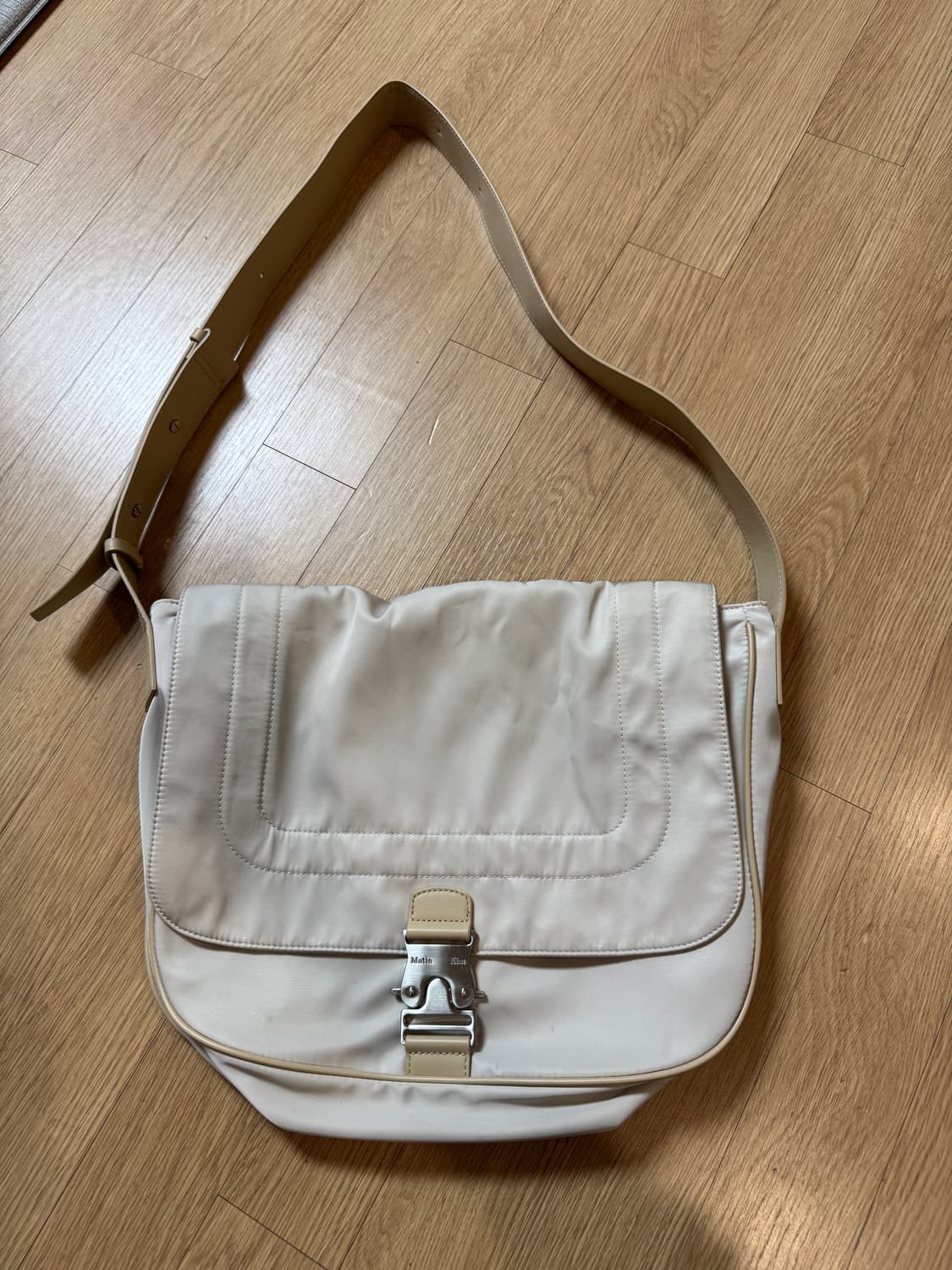 마뗑킴 빅 버클백 상품이미지3