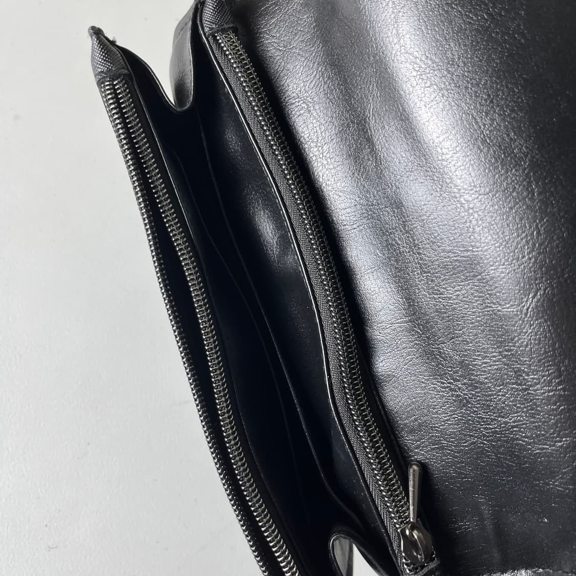 [Beams] 빔즈 스터드 멀티케이스 크로스백 상품이미지4