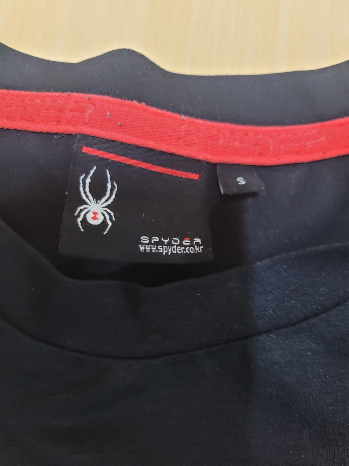 스파이더 자수 로고 반팔티 상품이미지3
