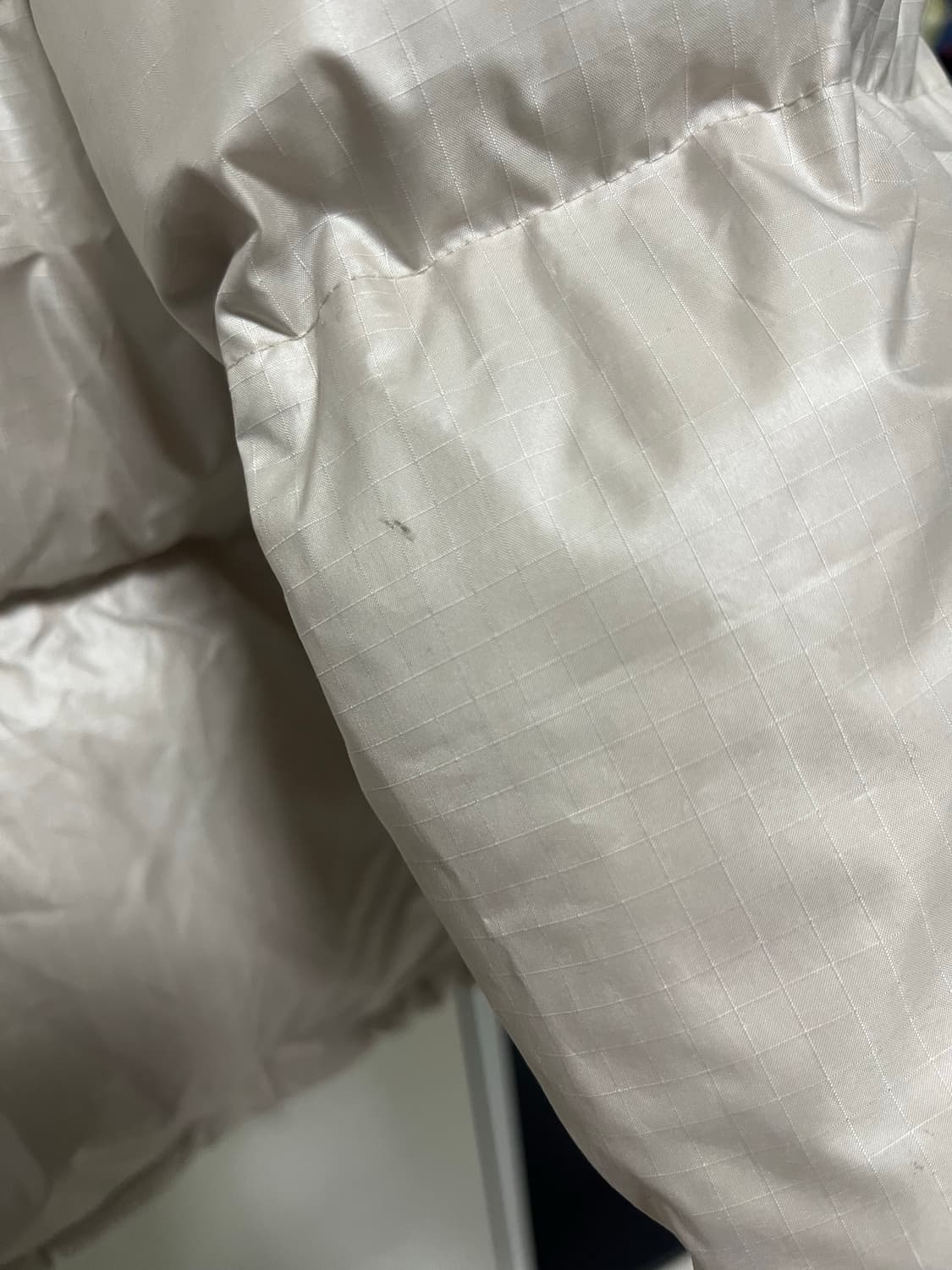 노스페이스 노벨티 화이트 라벨 노벨티 눕시 다운 자켓 크림 베이지 상품이미지6