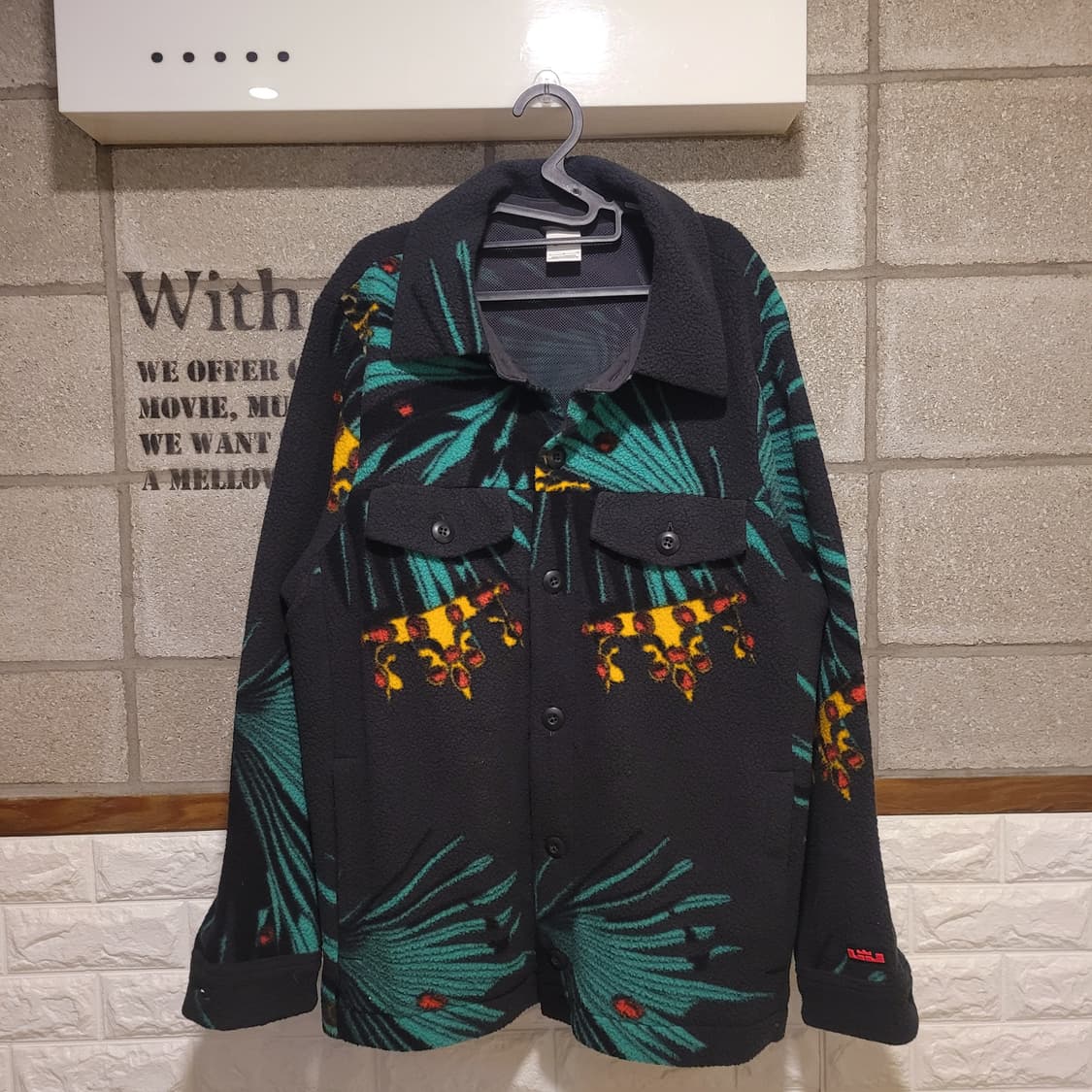 나이키 르브론 제임스 셰르파 자켓 L 상품이미지1