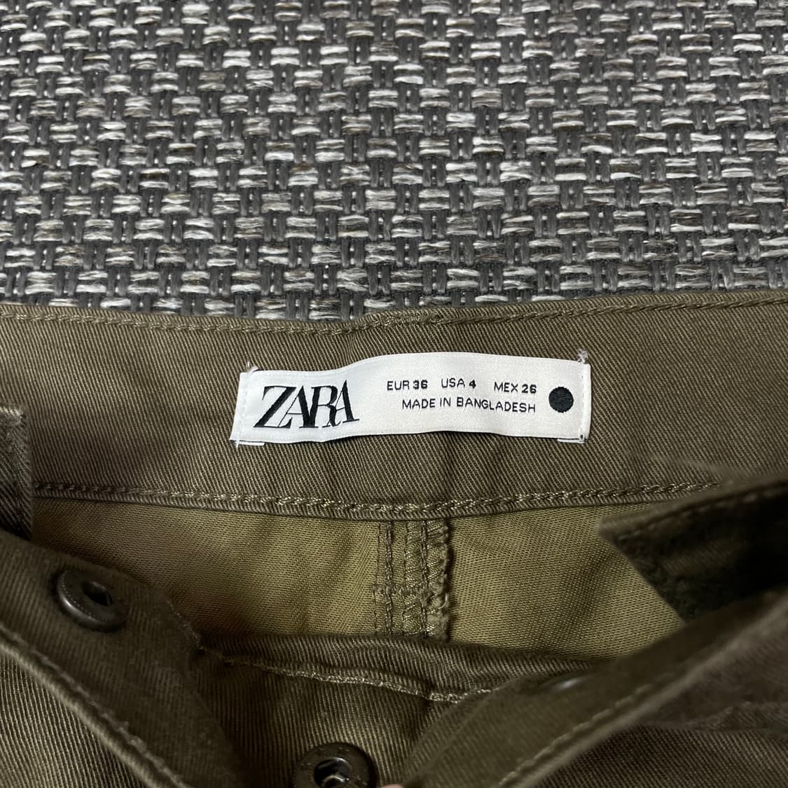 (29) 자라 샌드 디테일 패치워크 카고 팬츠 4 상품이미지4