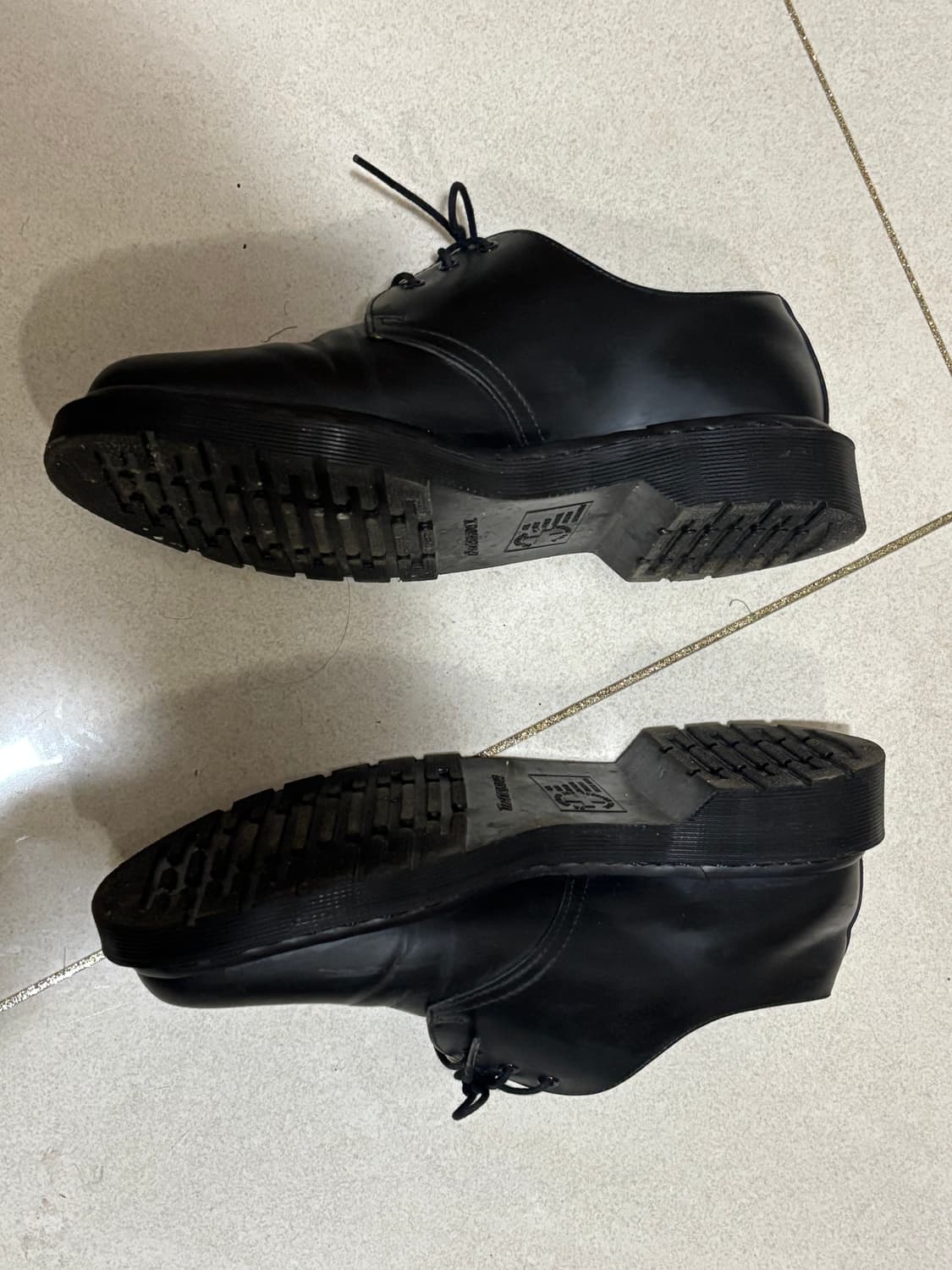 닥터마틴 1461 모노 블랙 UK7 EU41 상품이미지3