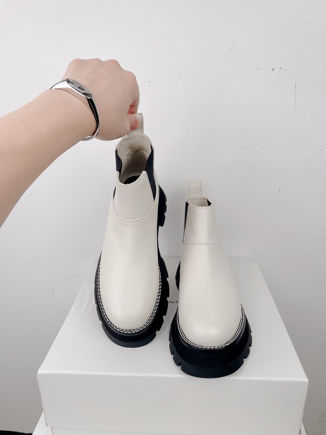 (정품/새상품) 3.1 PHILLIP LIM 필립 림 여성 소가죽 화이트 상품이미지4