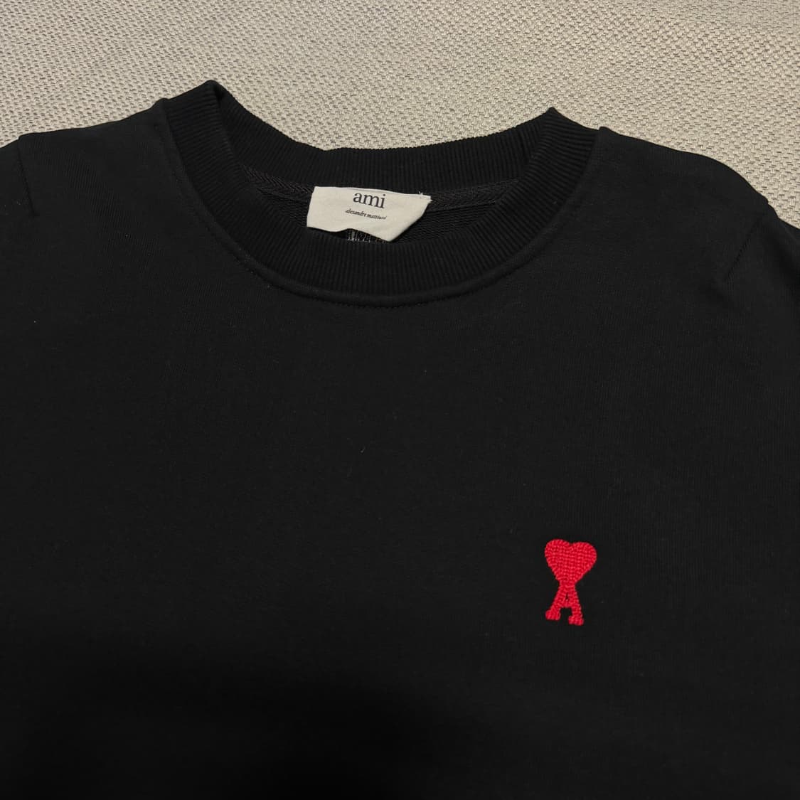 Ami 아미 스몰 하트 맨투맨 상품이미지2