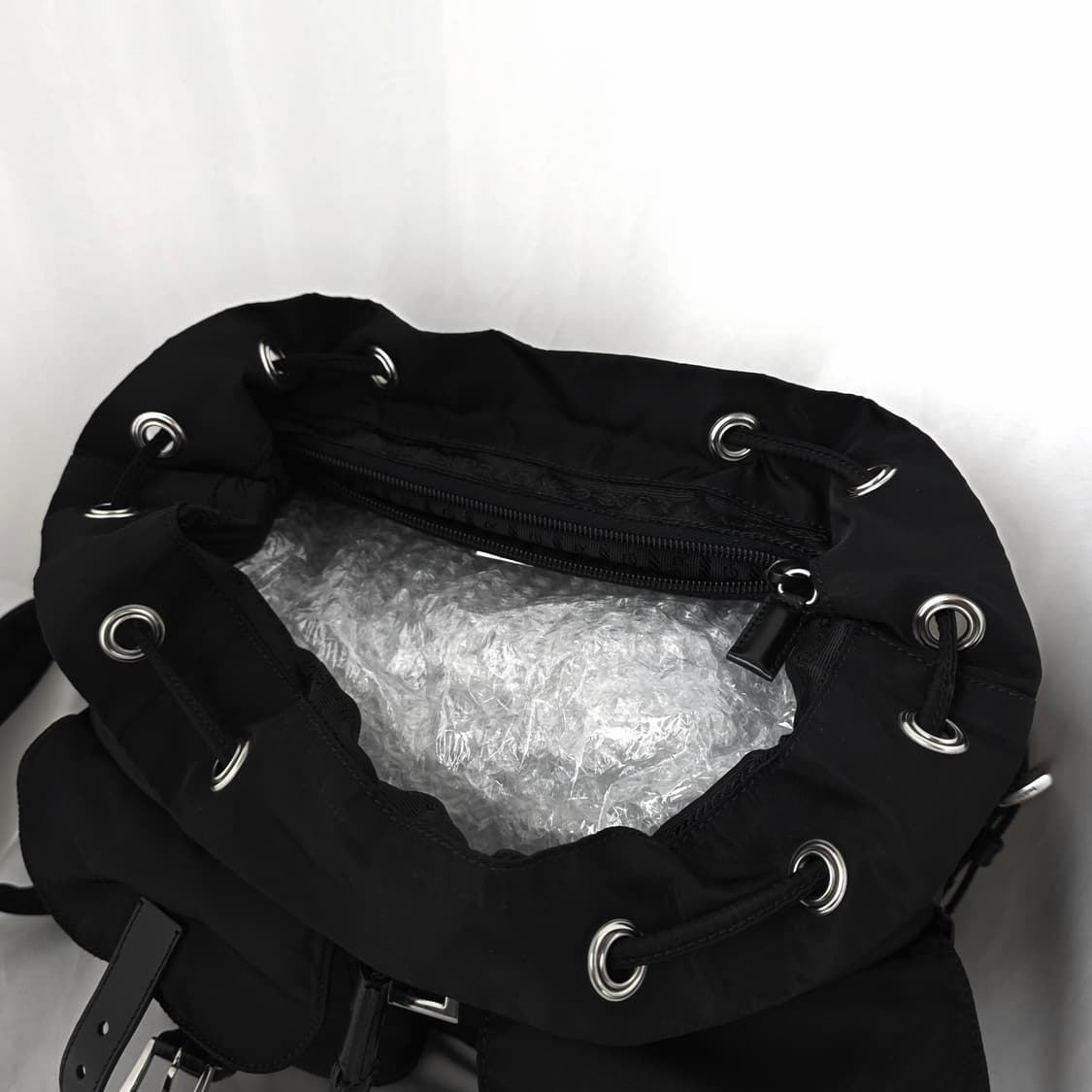 [정품 PRADA] 프라다 투포켓 나일론 빈티지백팩 상품이미지7