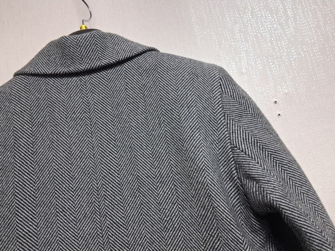 MADE ITALY tasca 헤링본코트 여성66 울100%
 상품이미지8