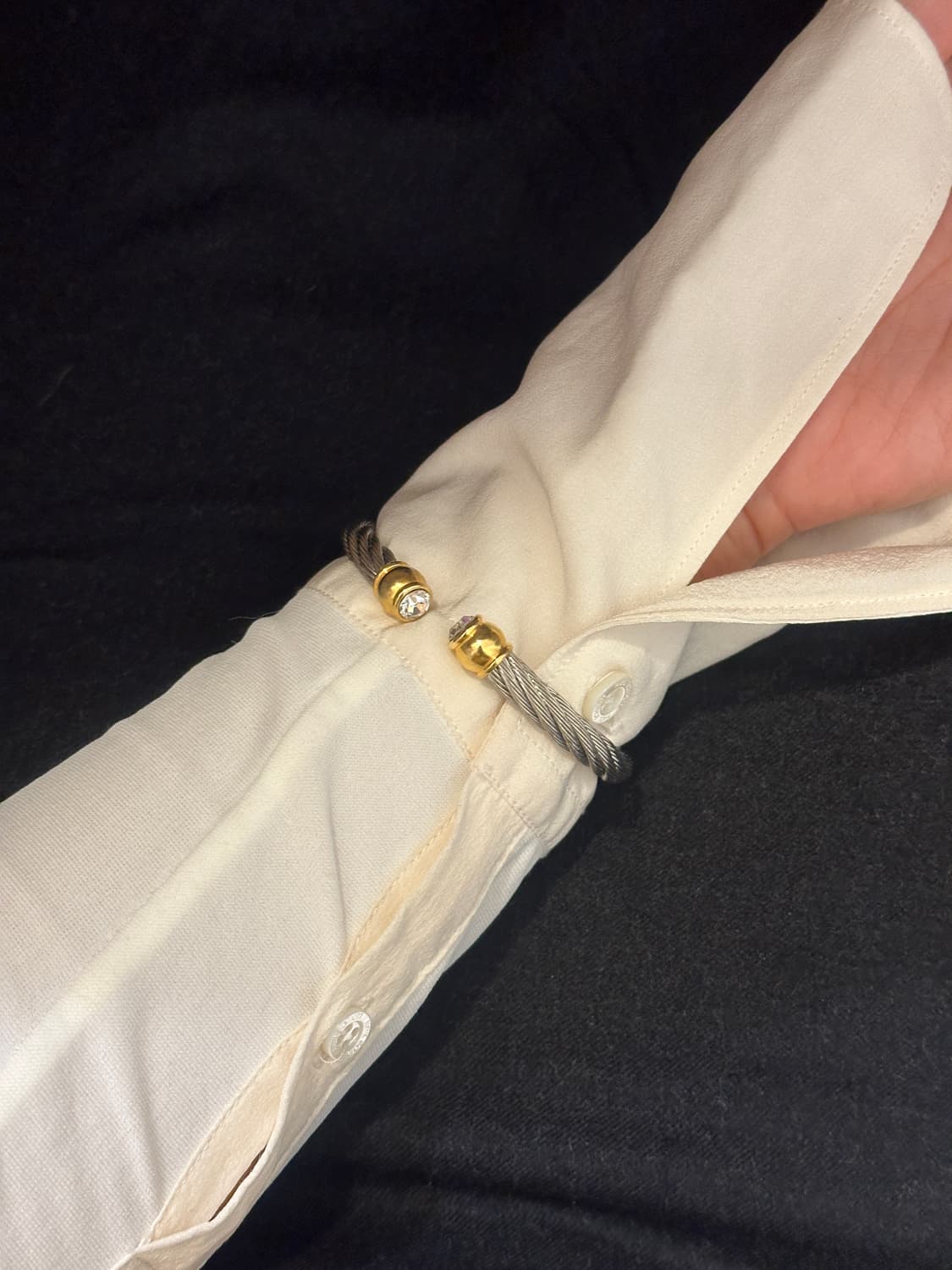 Twisted Elegance Bangle 상품이미지2