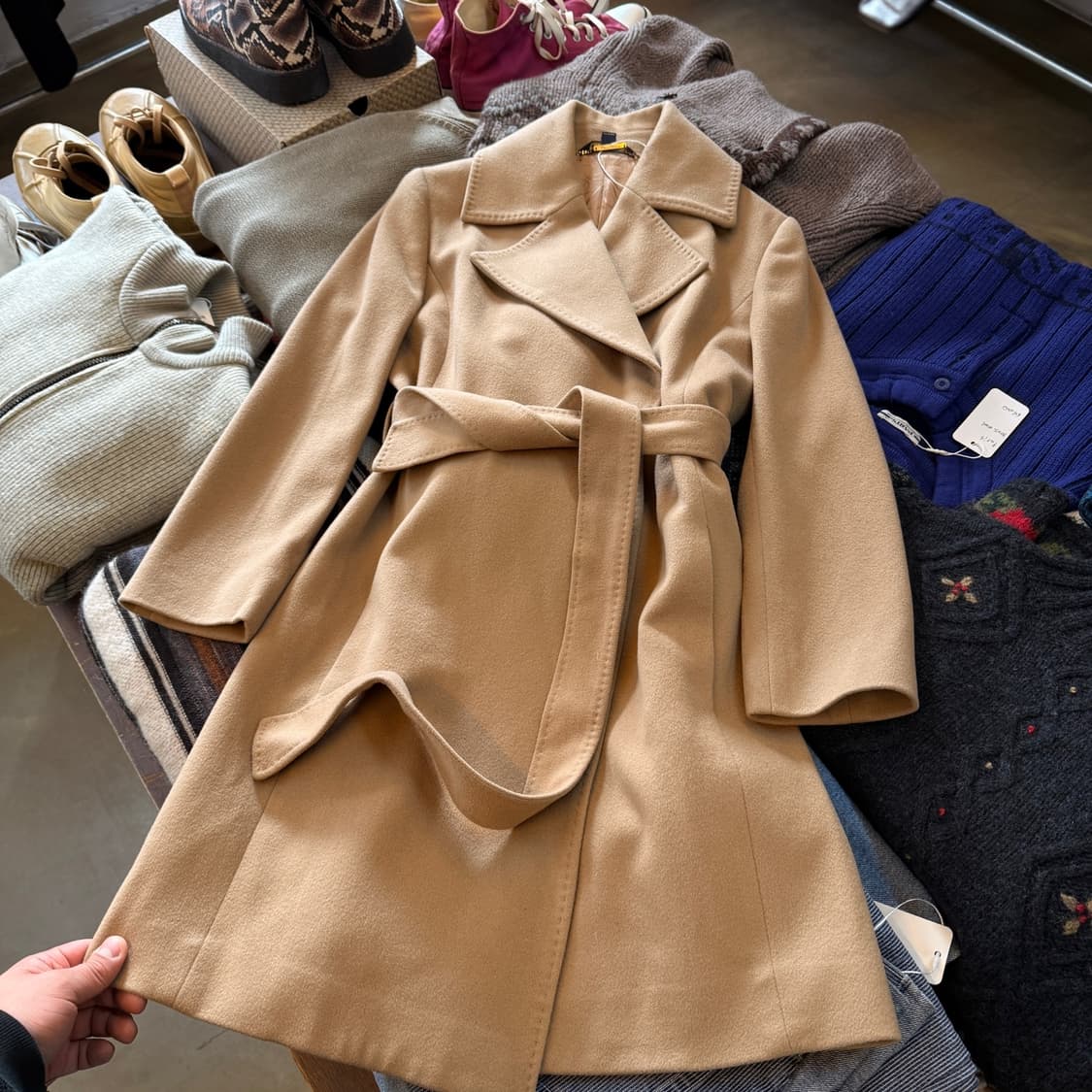 브룩스 브라더스 로로피아나 원단 카멜 벨티드 루프 코트 2 사이즈 상품이미지1