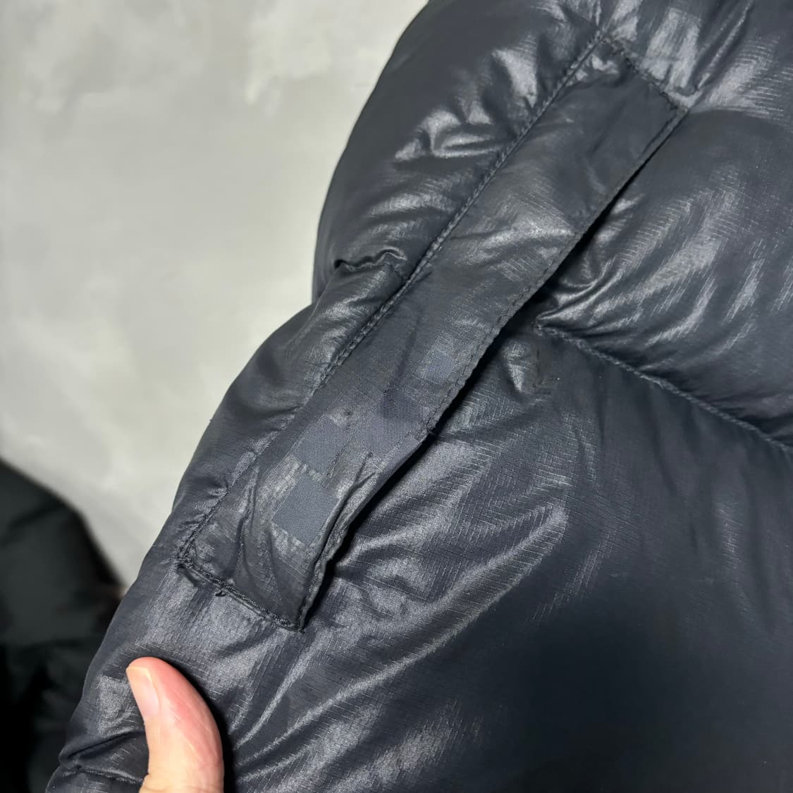 노스페이스 눕시 700 구스다운 패딩 검정 상품이미지4