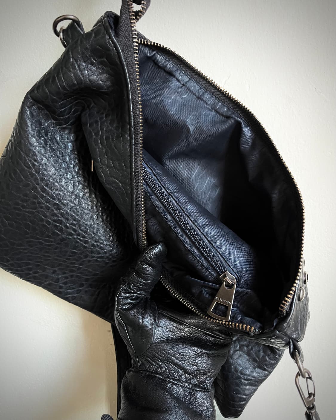 Marc O'Polo Studs Skull Trim Leather Bag 상품이미지10