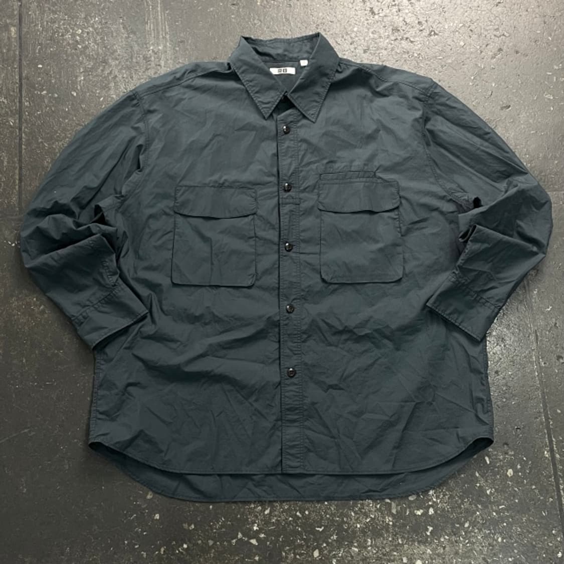 105 유니클로 U 오버사이즈 나일론 셔츠  상품이미지1