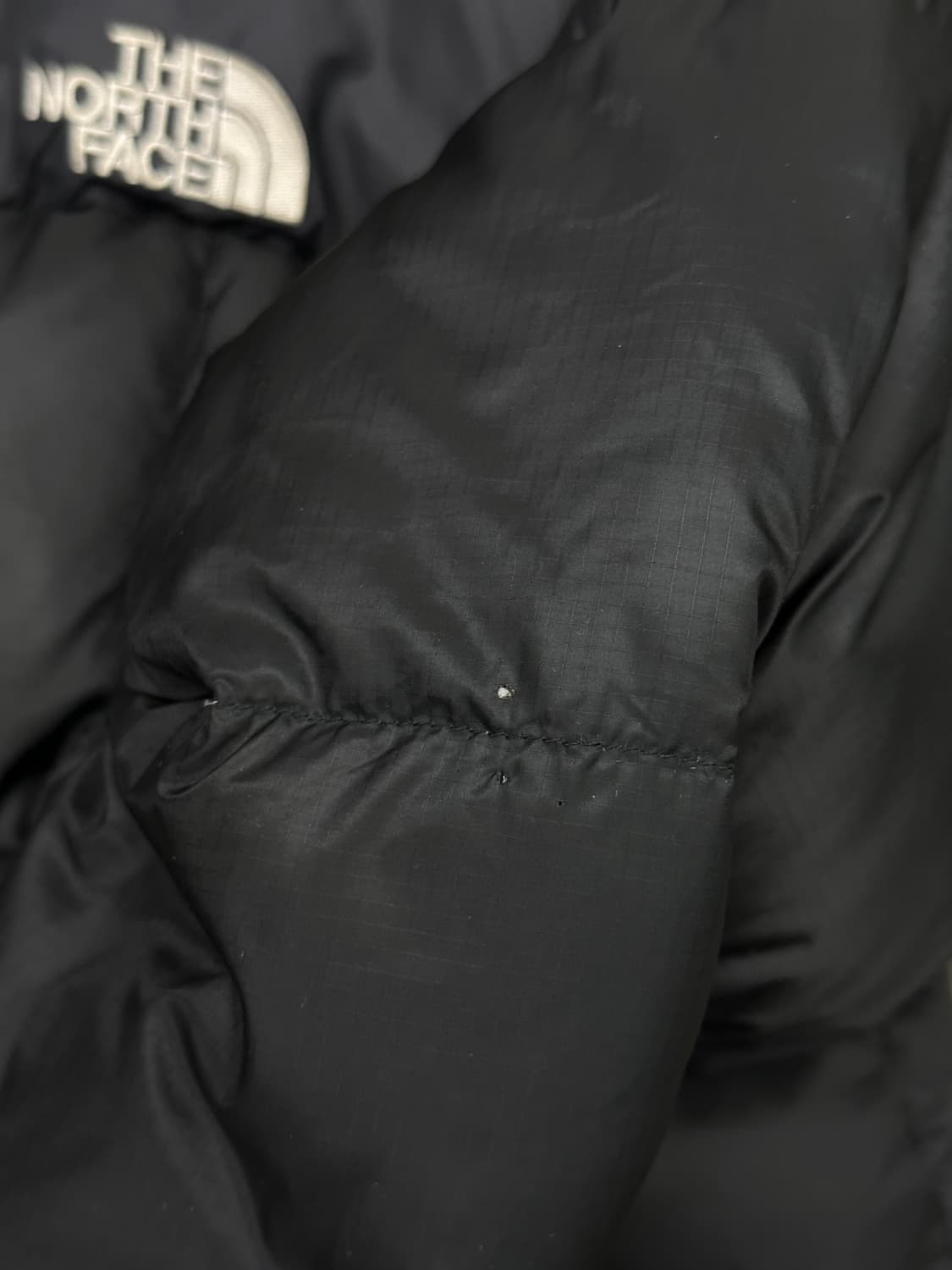 노스페이스 눕시 검정 패딩 L 상품이미지7