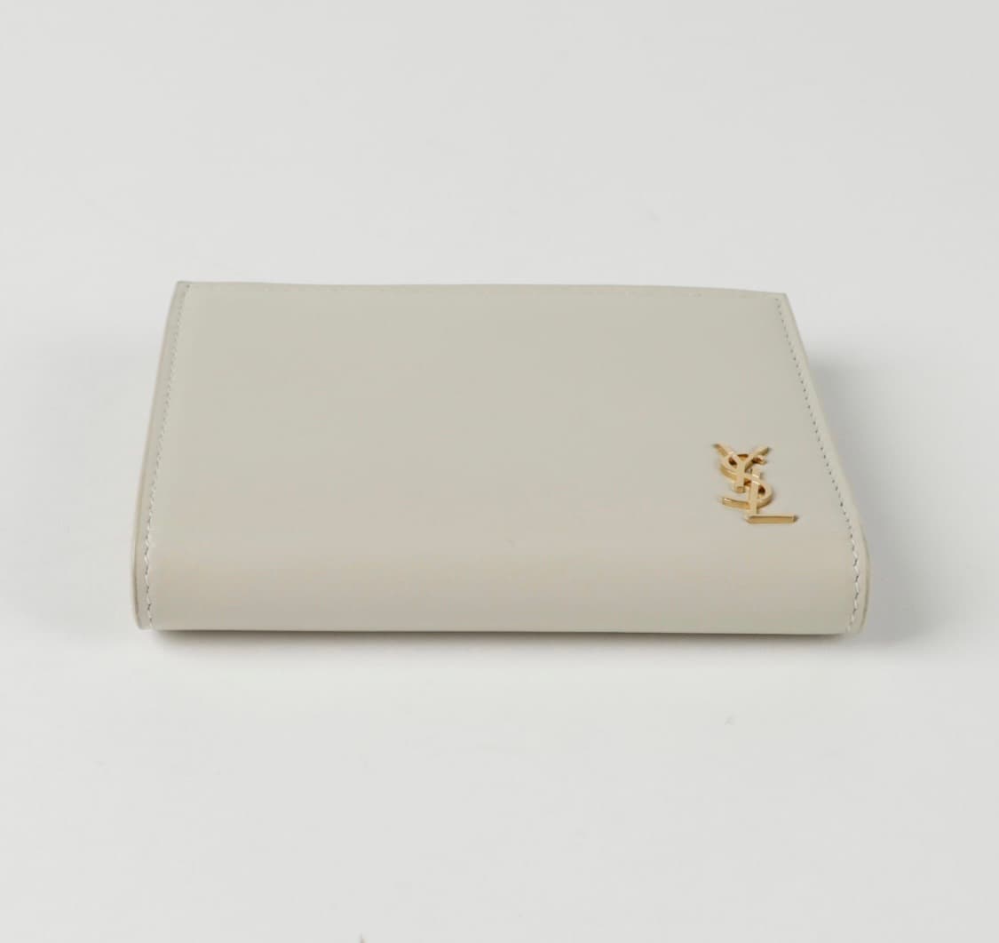 생로랑 카산드라 모노그램 지퍼 카드지갑 화이트 상품이미지6