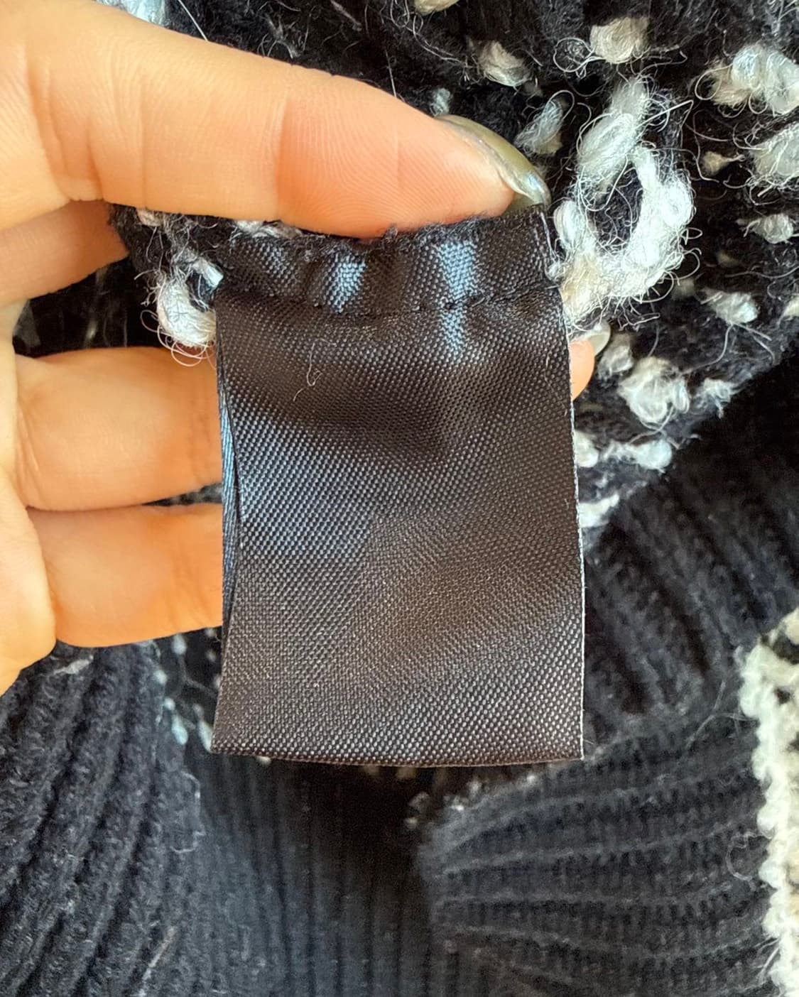 이자벨 마랑 블랙 스트라이프 알파카 니트  상품이미지9