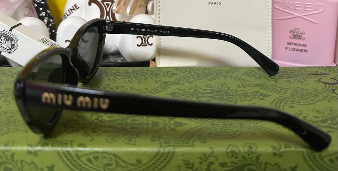 미우미우 블랙 캣아이 선글라스 상품이미지3