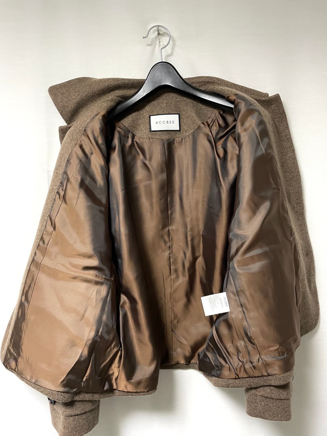 새상품) 아크비 ACCBEE 여성 캐미시어 100% 싱글 숏코트 자켓 _ 상품이미지9