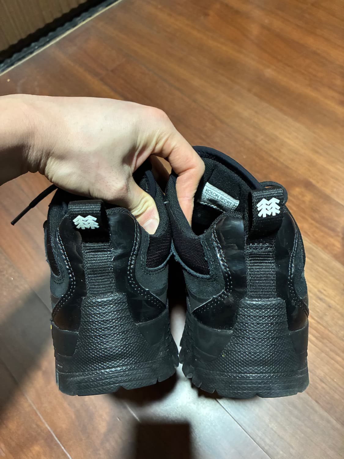 로스트가든 X 코오롱스포츠 톤 블랙 상품이미지5