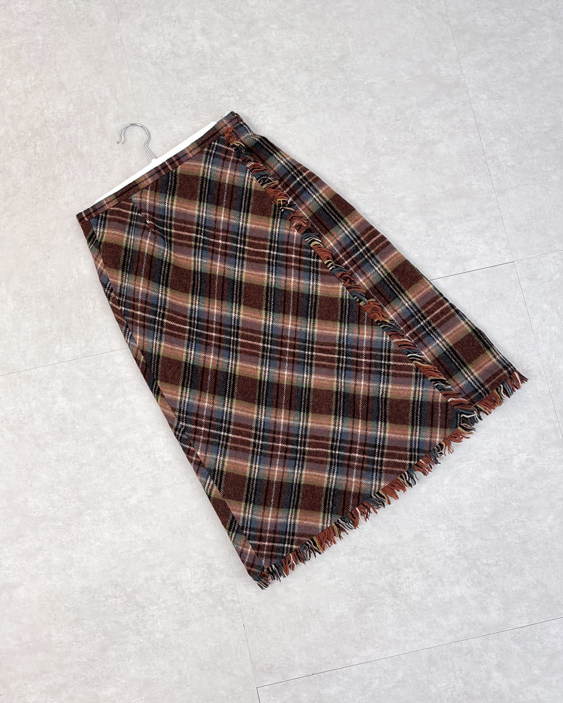 SCAPA autumn wool check midi wrap skirt 상품이미지1