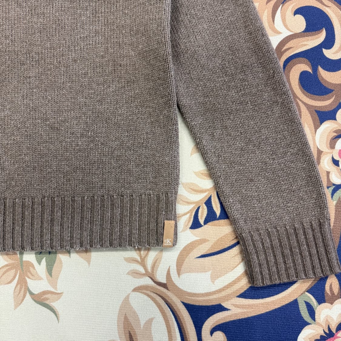 (L)00s 캘빈클라인 니트 스웨터(코코아) 상품이미지3