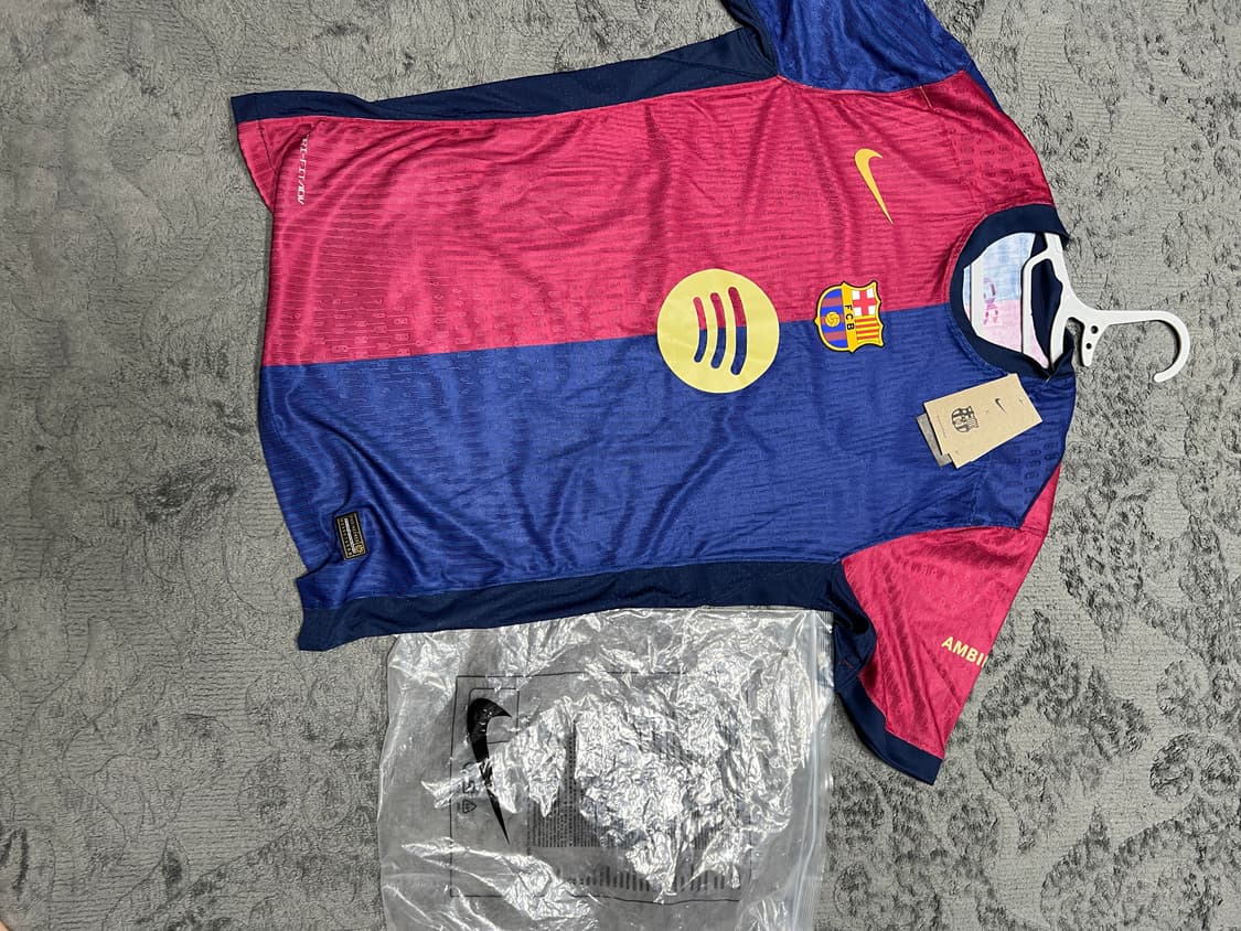 나이키 바르셀로나 24/25 라민 야말 유니폼(125주년) 상품이미지1