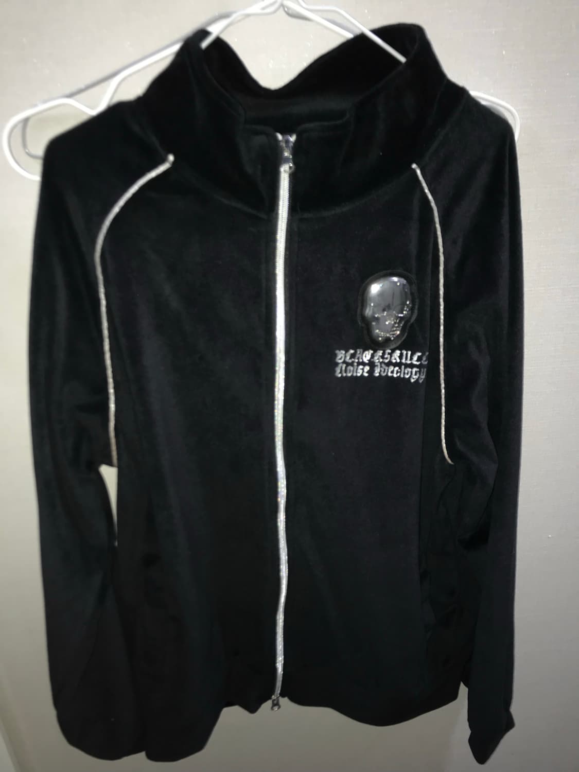 빈티지 벨벳 해골 반집업 상품이미지1