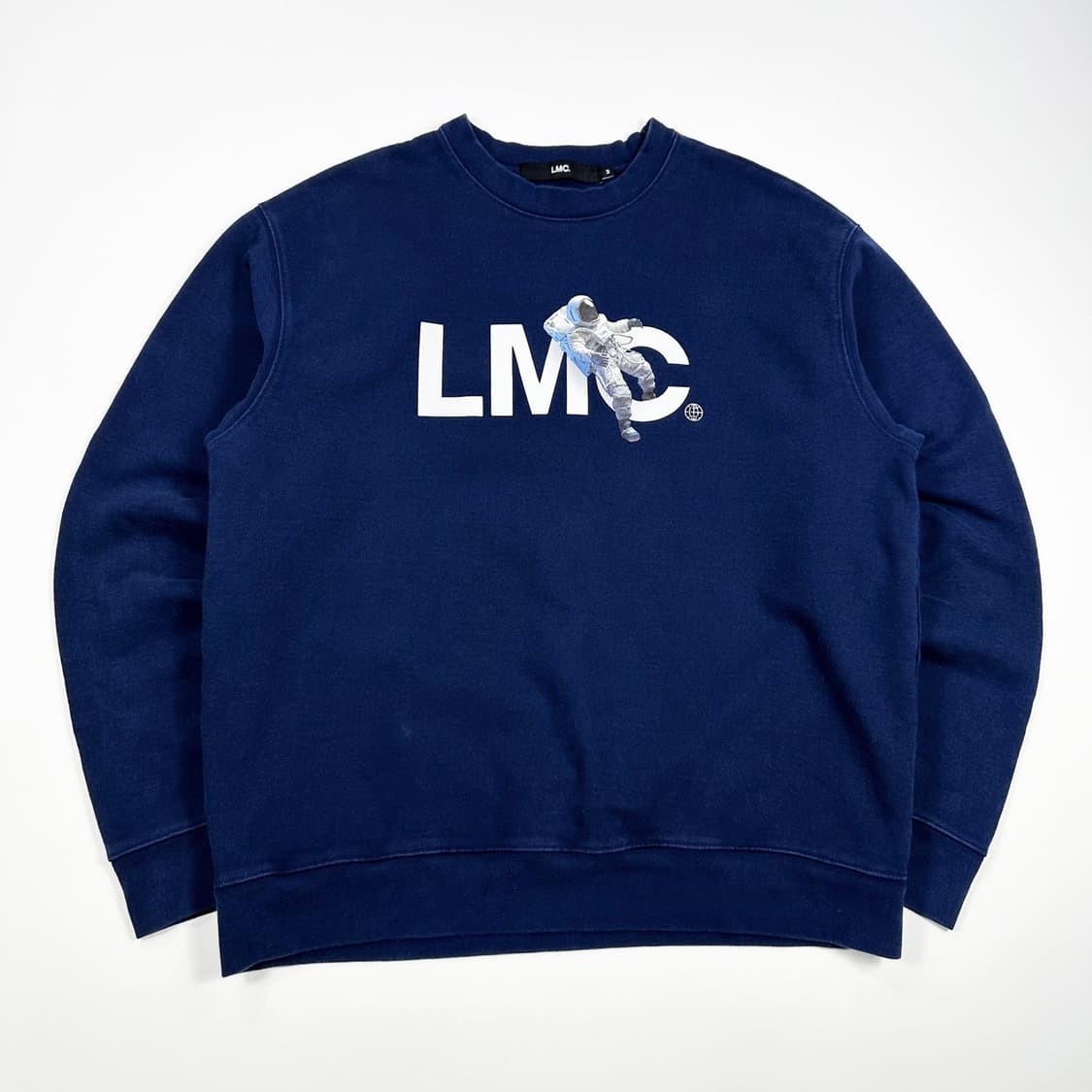 LMC (엘엠씨) 우주인 백로고 네이비 맨투맨 (M) 상품이미지2