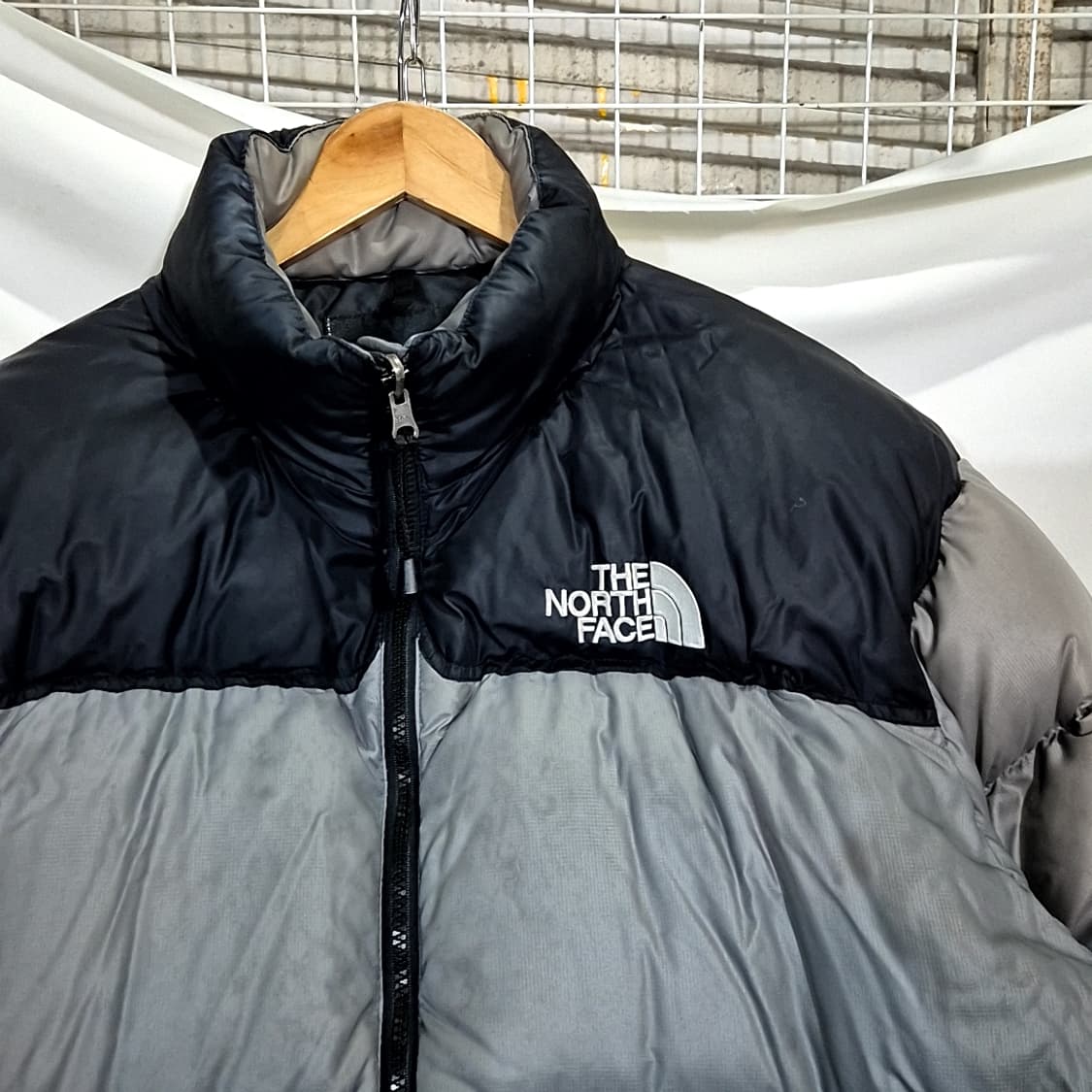 The North Face 노스페이스 90's 센터 로고 눕시700 패딩 상품이미지4