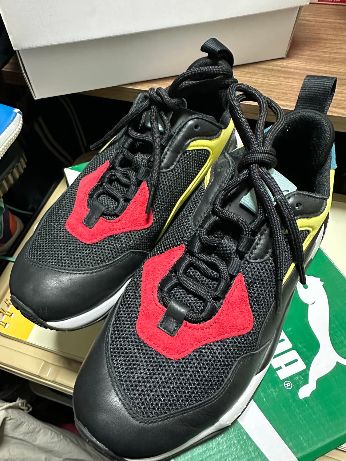 푸마 썬더 스펙트라 250 판매합니다. 상품이미지1